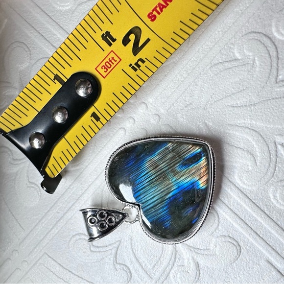 Lustrous Labradorite Heart Pendant Necklace with Iridescent Natural Stone 1904 G - Picture 11 of 13